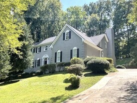 4350 Pompey Dr SW in Atlanta, GA - Building Photo