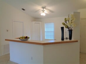 741 17th Ln SW in Vero Beach, FL - Building Photo - Building Photo
