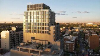 136-18 Maple Ave in Queens, NY - Building Photo