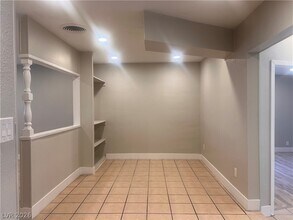 2624 E Brady Ave in Las Vegas, NV - Building Photo - Building Photo