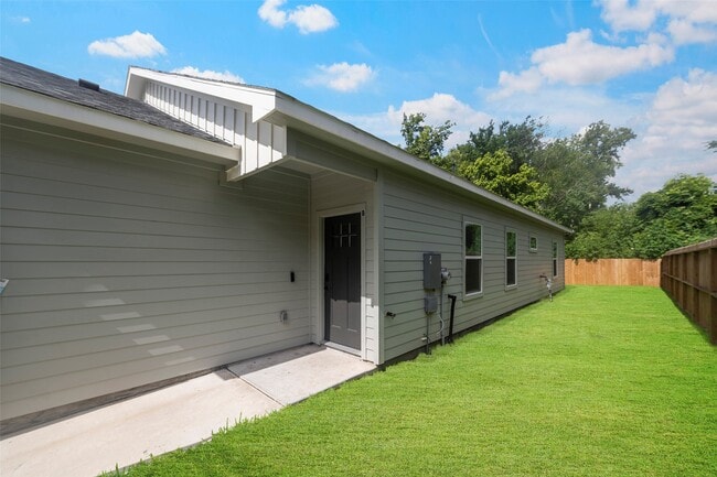 7215 Tippett St in Houston, TX - Building Photo - Building Photo