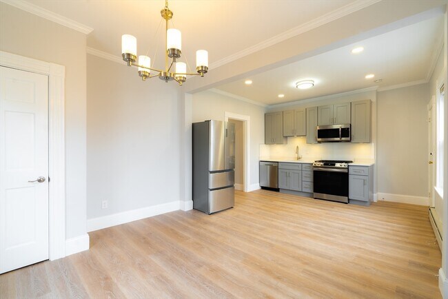 330 Hurley St, Unit 3T