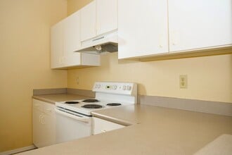 102 Vista Verdi Cir in Lake Mary, FL - Building Photo - Building Photo