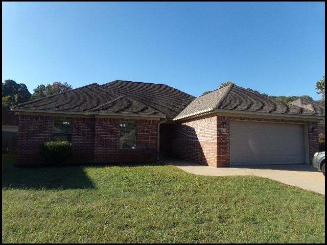 455 Wisteria Dr in Bauxite, AR - Building Photo