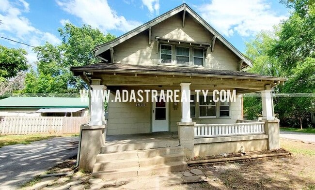 property at 1845 S Scott Ave