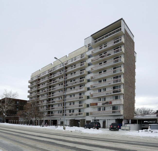 WINS - Hillhurst in Calgary, AB - Building Photo - Building Photo