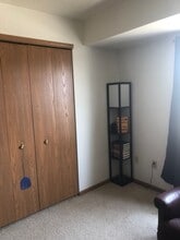 321 N Mountin Dr in Mayville, WI - Building Photo - Building Photo