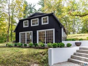 110 Sharon Rd in Salisbury, CT - Building Photo - Building Photo