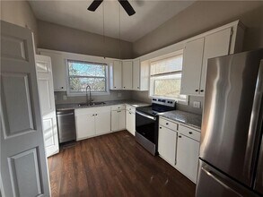 2 Myrtle Dr in Gainesville, GA - Building Photo - Building Photo