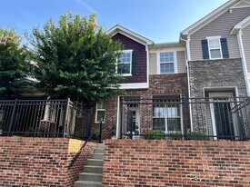 142 Silverspring Pl in Mooresville, NC - Building Photo