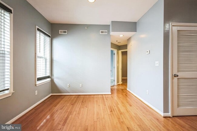 610 Irving St NW in Washington, DC - Building Photo - Building Photo