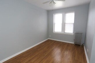 5710 N Winthrop Ave in Chicago, IL - Building Photo - Building Photo