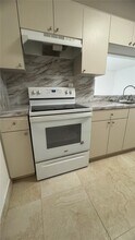 2767 NW 192nd Terrace in Miami Gardens, FL - Building Photo - Building Photo