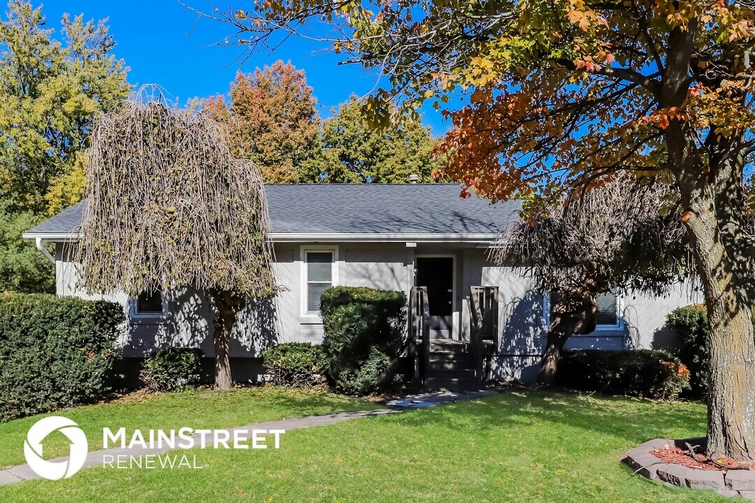 1606 NE 112th Terr in Kansas City, MO - Foto de edificio