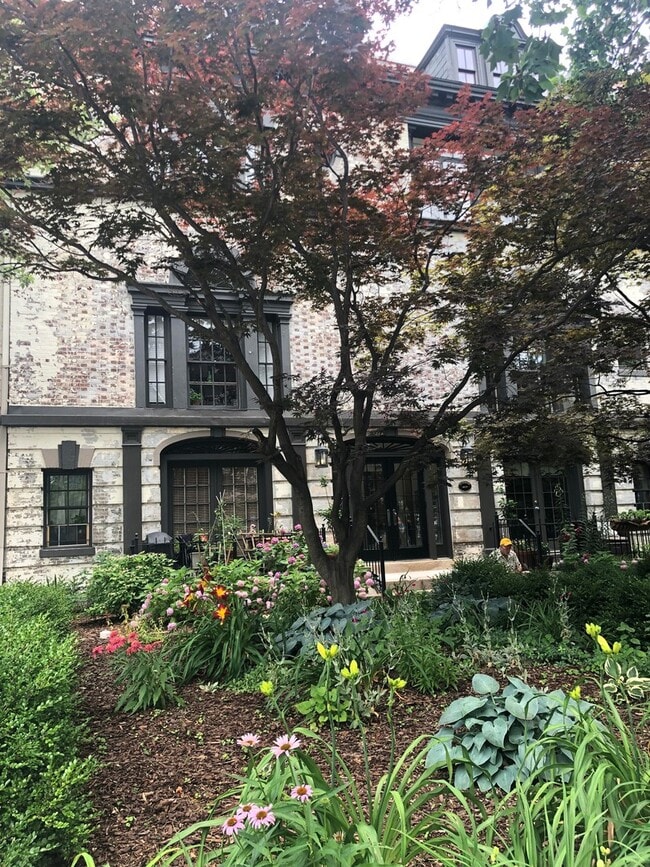 property at 1515 16th St NW