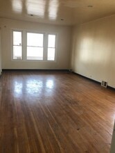 1445 W 72nd St in Chicago, IL - Building Photo - Building Photo