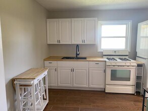 5119 40th St, Unit 5119 40th Street Rear Apt in Lubbock, TX - Building Photo - Building Photo