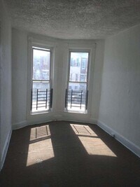 1938 W Lexington St photo'