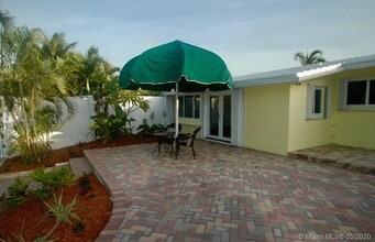 1017 SW 12th Ct in Fort Lauderdale, FL - Building Photo - Building Photo