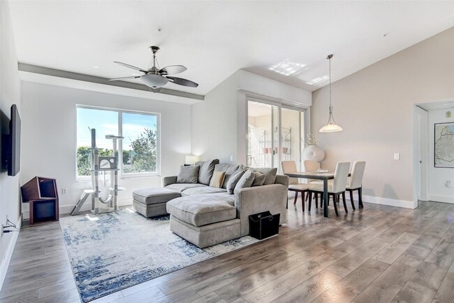 property at 224 Villa Cir