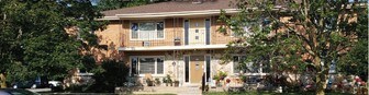 200 S Park St in Oconomowoc, WI - Building Photo