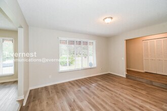 3323 Lakemar Pl in Jacksonville, FL - Building Photo - Building Photo
