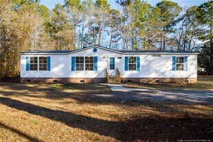 453 Deer Stand Dr in Lumberton, NC - Building Photo