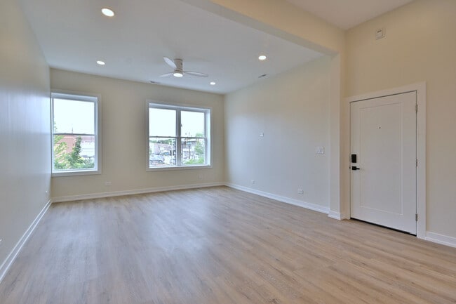 7518 Madison St in Forest Park, IL - Building Photo - Building Photo