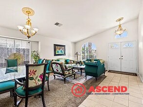 10409 Heather Valley Dr in Bakersfield, CA - Building Photo - Building Photo