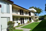 2268 W Colchester Dr in Anaheim, CA - Foto de edificio - Building Photo