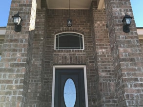 1326 Crane Ct in San Antonio, TX - Foto de edificio - Building Photo