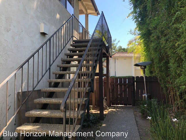 2019 Castillo St in Santa Barbara, CA - Building Photo - Building Photo