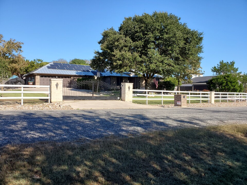 719 Spacious Sky in San Antonio, TX - Building Photo