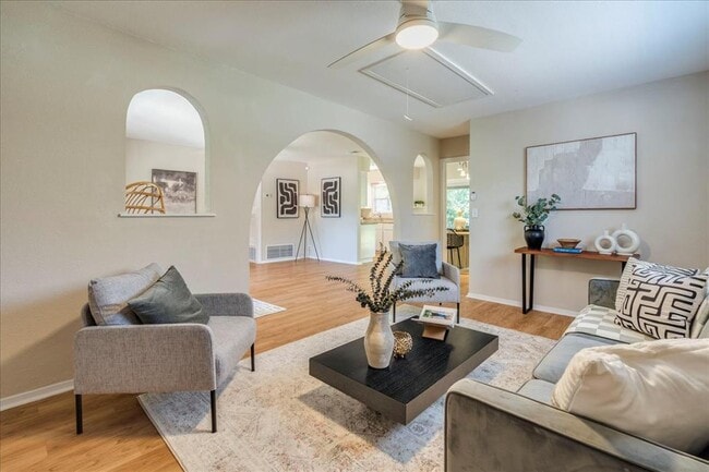 3103 Steck Ave in Austin, TX - Building Photo - Building Photo