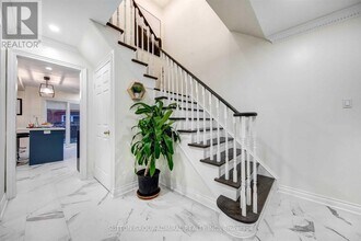 113 Jaimie Rd in Vaughan, ON - Building Photo - Building Photo