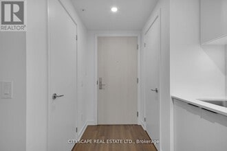 30 Samuel Wood Wy in Toronto, ON - Building Photo - Building Photo