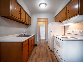 Lakeview Estates in Parkersburg, WV - Building Photo