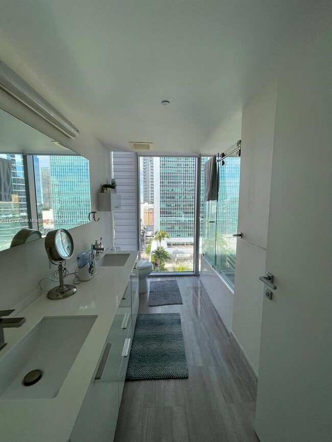 property at 1300 Brickell Bay Dr