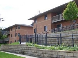 929 Iowa Ave Apartments