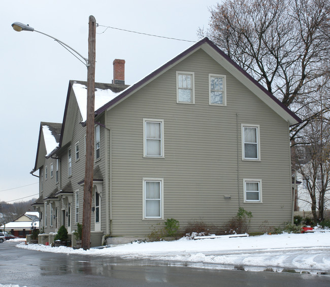 113-119 N Potter St in Bellefonte, PA - Foto de edificio - Building Photo