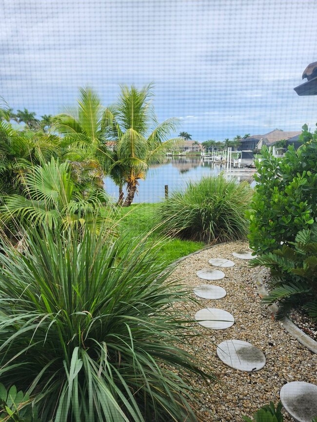370 Portofino Dr