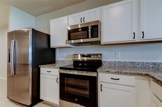 12295 Grizzly Ln in New Port Richey, FL - Building Photo - Building Photo