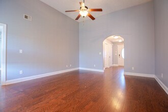 1285 Allmon Dr in Clarksville, TN - Building Photo - Building Photo