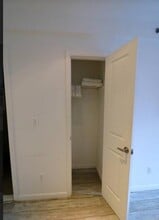 521 W 48th St in New York, NY - Building Photo - Building Photo
