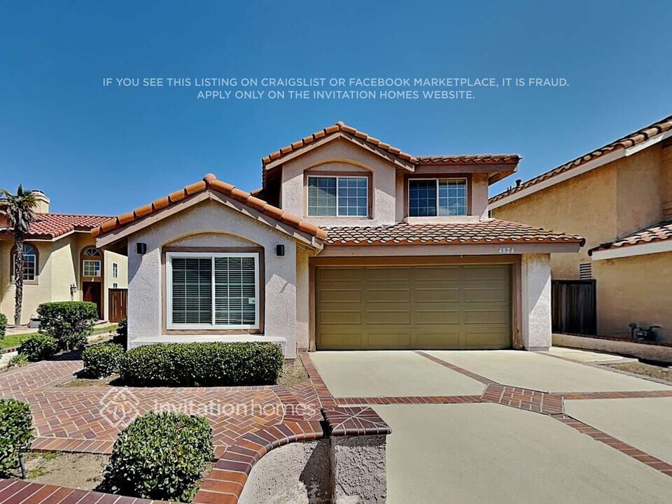 4824 Feather River Rd in Corona, CA - Building Photo