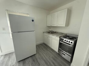 855 NW 3rd Terrace in Dania Beach, FL - Building Photo - Building Photo