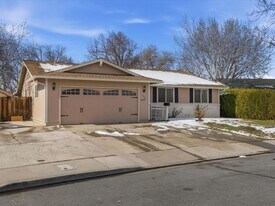 3139 Saltern Way in Sparks, NV - Building Photo