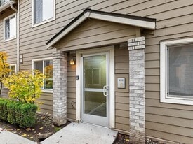 12014 SE Bush St, Unit C in Portland, OR - Building Photo