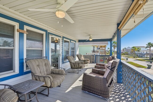 property at 4029 Fort Bend Dr