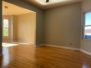 3220 W Armitage Ave in Chicago, IL - Building Photo - Building Photo